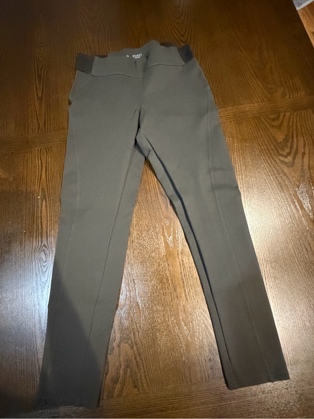 Simply Vera Vera Wang army Green Ponte Skinny Pants